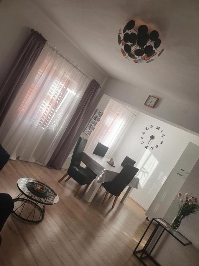 Apartman Bake Milke Senj  Buitenkant foto