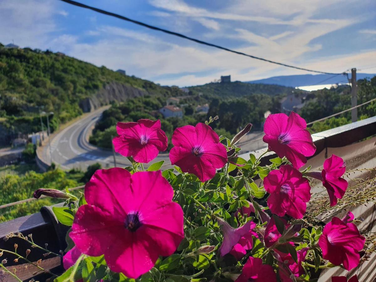 Apartman Bake Milke Senj  Buitenkant foto