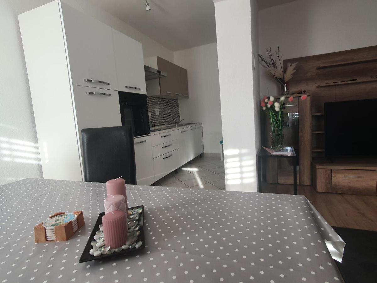 Apartman Bake Milke Senj  Buitenkant foto